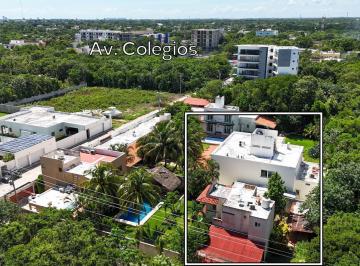 Casa · 172m² · 2 Recámaras · 2 Estacionamientos · En Venta Casa en Cancún a Dos Cuadras de Av Colegios C2745