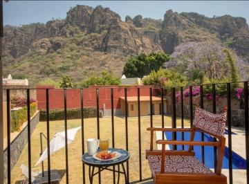 Casa en condominio de 4 habitaciones, Tepoztlán · Casa en Renta con Seguridad y Preciosa Vista Al Tepozteco