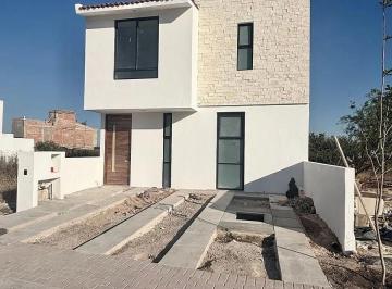 Casa en condominio de 4 habitaciones, El Marqués · Hermosa Casa en Preventa con 4 Recámaras en Cd. Maderas Marqués, Qro