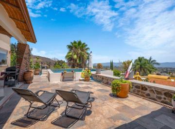 Casa de 4 habitaciones, Chapala · Tranquil Lakeside Living
