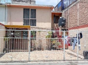 Casa de 3 habitaciones, Cuautitlán Izcalli · Casa Duplex Planta Baja Tres Recamaras Remodelada Contado, Escriture en Notaria