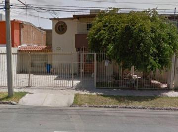 Casa de 4 habitaciones, Juárez · Casa en Venta en Colonia Fuentes del Valle, Juárez, Chihuahua