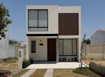 Casa · 162m² · 3 Recámaras · 2 Estacionamientos · Casa en Venta Residencial Mayorca León Guanajuato