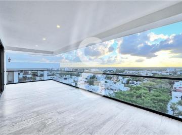 Departamento · 192m² · 3 Recámaras · 2 Estacionamientos · Departamento en Venta en Cancún en Arkana Residences con Vista a La Laguna Nichupté