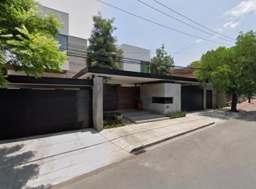 Casa de 6 habitaciones, San Pedro Garza García · Venta de Casa en Nuevo León Col del Valle