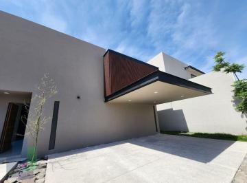 6feb9901b2f23de0133794894959ba6782653100c7234a4c832979ef09b46778 · Casa en Venta en Lomas del Campanario IV, con 3 Recámaras