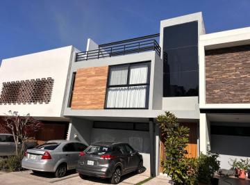 Casa en condominio de 4 habitaciones, Zapopan · Excelente Residencia en Acanthia Soare Solares 4 Rec 4 Baños
