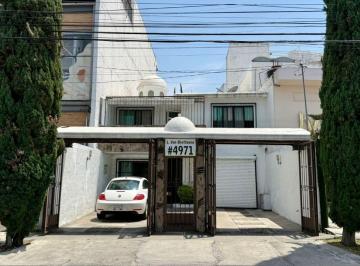 Casa uso de suelo de 3 habitaciones, Zapopan · Casa Comercial Sobre Beethoven y Patria