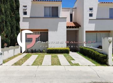 Casa en condominio · 3 Recámaras · 2 Estacionamientos · Casa en Renta en Fracc. Yalta Al Norte de La Ciudad de Aguascalientes