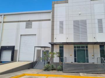 Bodega comercial , Benito Juárez · Bodega Comercial de 1500 m². con Oficina 100 m² en Renta en Alfredo V. Bonfil