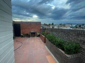 4435b9f6620d22665a136afabbea6d0c4ca5bea4082c1257ba5f9a03100f3c28 · Iluminado, Moderno y con Balcon