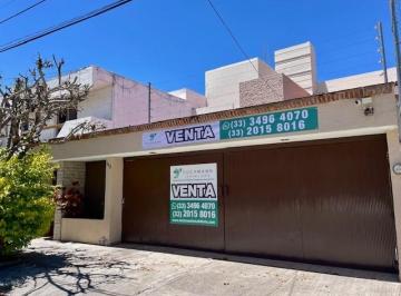 Casa de 5 habitaciones, Zapopan · Casa Venta Camino Real Chapalita