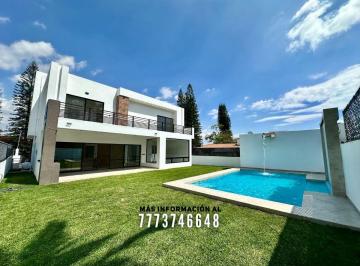 Casa de 4 habitaciones, Atlatlahucan · Casa con Alberca, Gran Jardín y Asador