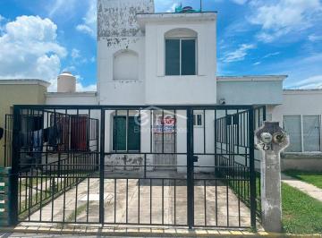 Casa de 3 habitaciones, Tala · Casa en Venta en Fraccionamiento Acacias, Tala, Jalisco. — 3 Rec · 85 m²