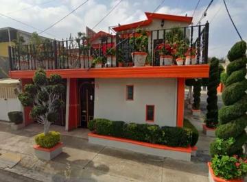 Casa de 4 habitaciones, Tultitlán · Venta de Casa en Izcalli del Valle, Cipreses
