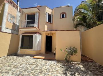 Casa · 110m² · 3 Recámaras · 1 Estacionamiento · Casa en Venta en Santa Fe en Playa del Carmen 748