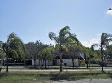 Terreno / Lote · 2522m² · Lote con Uso de Suelo Comercial en Los Arrecifes Play del Carmen P2609