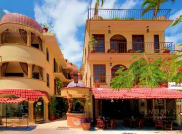 Edificio · 842m² · 18 Recámaras · Hotel a La Venta a Pasos de La Playa Excelentes Registros de Años de Roi Playa del Carmen P3077