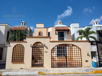 Casa · 110m² · 3 Recámaras · 2 Estacionamientos · En Renta Casa Sin Muebles Santa Fé Playa del Carmen P3903