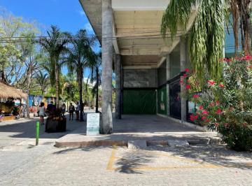 Local comercial · 105m² · Renta Local Comercial en 5ta Av/44 en Playa del Carmen P3776