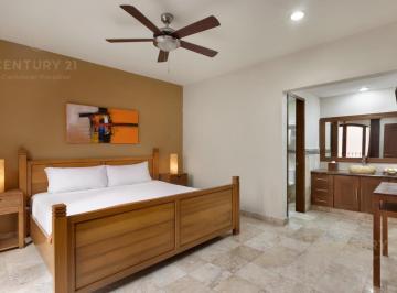 Departamento · 178m² · 3 Recámaras · Lujoso Condominio en Venta 3 Hab en 5ta Av Playa del Carmen P3892