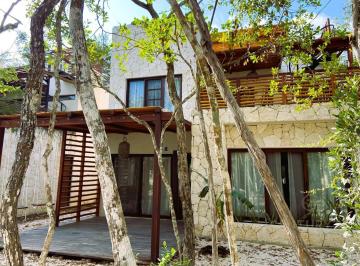 Casa · 182m² · 3 Recámaras · 1 Estacionamiento · Casa en Renta Solo a Largo Plazo 3 Rec Amueblada en Selva Norte Tulum P3773