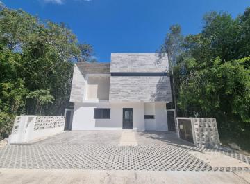 Casa · 184m² · 3 Recámaras · 3 Estacionamientos · Casa 3 Recamaras en Venta Playa del Carmen con Alberca Privada | Senderos de Mayakoba | P4077