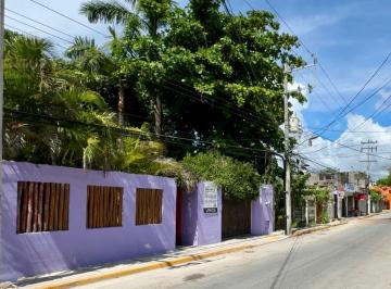 Casa · 237m² · 4 Recámaras · 2 Estacionamientos · Casa 4 Recamaras en Venta en El Centro Playa del Carmen | Ideal Para Inversion | P4101