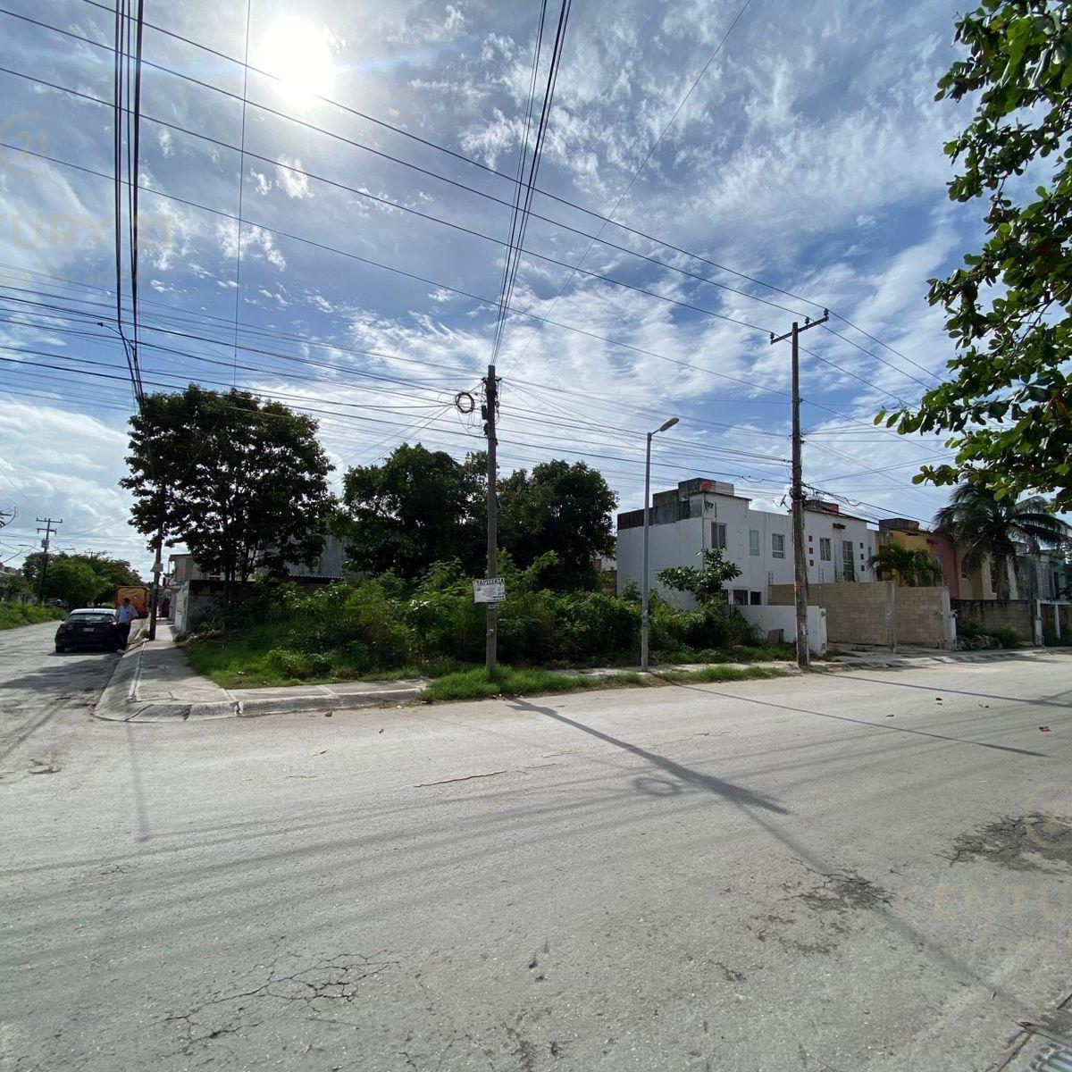 Lot for Sale at the Corner of Av. Niños Héroes and Av. 137, Monte Real Subdivision, C3943