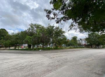 Terreno / Lote · 486m² · En Venta Terreno en Calle Palmas Mcarthur y Arco Norte Fraccionamiento Las Palmas II C3940