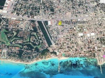 Edificio · 980m² · En Venta Edificio Comercial Sobre Av Principal Playa del Carmen P4536