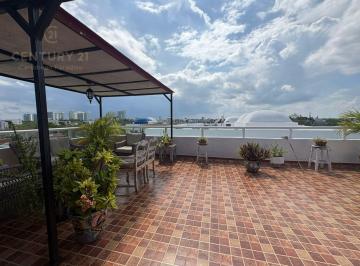 Departamento · 220m² · 3 Recámaras · 1 Estacionamiento · Departamento en Venta con Doble Altura en Bahía Azul C4130