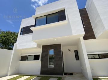 Casa · 156m² · 3 Recámaras · Casa en Venta en Residencial Sayab, Av Huayacán C4003