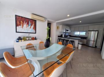 Departamento · 203m² · 3 Recámaras · 1 Estacionamiento · Penthouse 3 Recamaras en Venta | La Escondida Playa del Carmen | con Terraza Privada | P4448