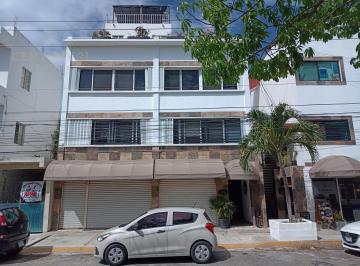 Edificio · 932m² · 18 Recámaras · En Venta Edificio a Pasos de Playa 72, Gran Oportunidad en Playa del Carmen P4472