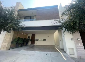 Casa de 3 habitaciones, García · Casa Nueva en Venta Zona Cumbres Monterrey