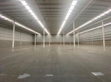 Bodega comercial de 1 habitación, San Mateo Atenco · En Renta Bodega 2,046 m² Parque Industrial Lerma