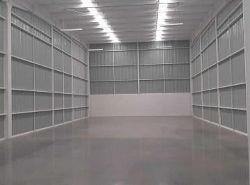 Bodega comercial , Querétaro · Bodega en Renta, 300 m², Cerca Plaza Sendero, Querétaro