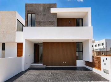 Casa en condominio de 3 habitaciones, Jesús María · Venta de Casa Nueva en Viña Antigua