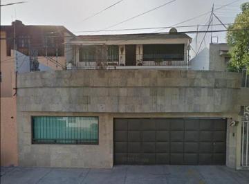 Casa de 4 habitaciones, Gustavo A. Madero · Casa en Guadalupe Insurgentes en Venta Hipotecaria Cerca del Metro La Raza