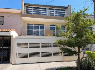 Casa 119m² Venta Fraccionamiento Jardines de Santa Isabel · Casa en Venta, Jardines de Santa Isabel, Guadalajara | Rcv - 2312