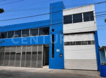 Bodega comercial · 488m² · 3 Estacionamientos · Bodega en Venta, Las Pintitas, El Salto, Jal