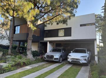 Casa en condominio de 3 habitaciones, Tlajomulco de Zúñiga · Se Vende Magnifica Residencia en El Cielo