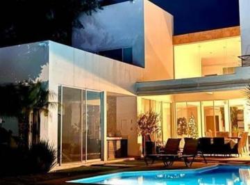 Casa · 510m² · 4 Recámaras · 4 Estacionamientos · Casa en Zona Norte de Cuernavaca, Fraccionamiento Rancho Tetela