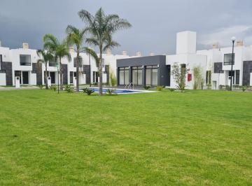 Casa en condominio de 2 habitaciones, Coronango · Hermosa Casa Nueva en Residencial Exclusivo Zona Oulet - Vw con Casa Club Alberca