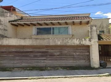 Casa de 3 habitaciones, Coatepec · Venta Casa Coatepec Veracruz