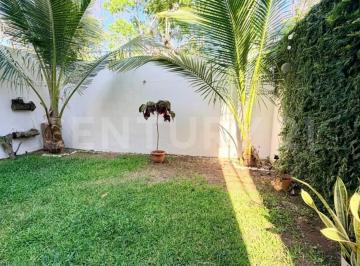 Casa · 90m² · 2 Recámaras · 2 Estacionamientos · Casa Amueblada en Renta - Grand Santa Fe, Zona Sur, Cancún