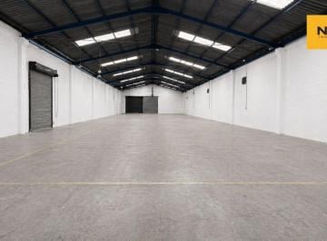 Bodega comercial · 825m² · Bodega Industrial en Renta