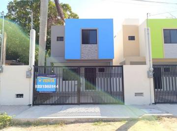 Casa de 3 habitaciones, Altamira · Casa en Venta Nueva Totalmente Independiente y Gran Patio Trasero Col Los Aztecas Montealto Altamira