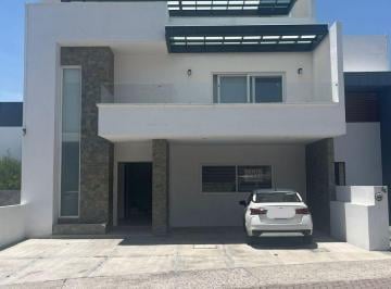 Casa de 3 habitaciones, Querétaro · Casa en Renta en La Vista, Qro